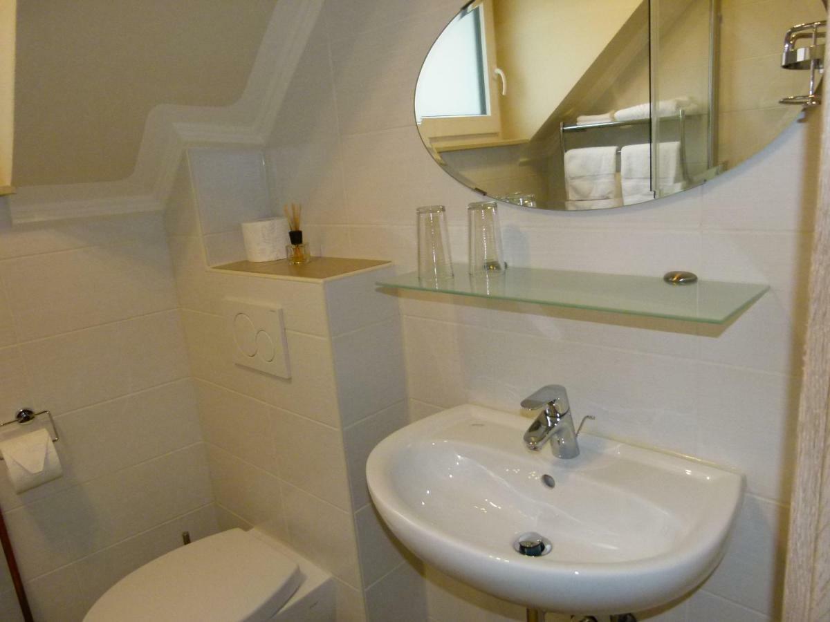 Gaestehaus Spatzennest ไมคัมเมอร์ ภายนอก รูปภาพ