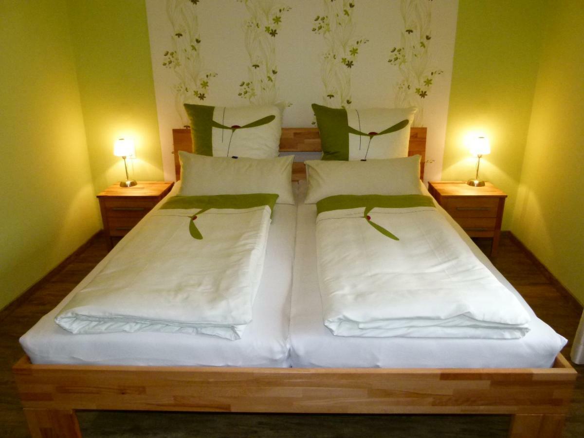 Gaestehaus Spatzennest ไมคัมเมอร์ ภายนอก รูปภาพ
