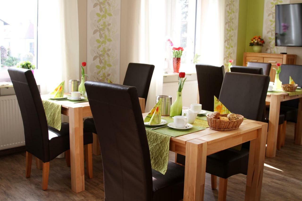 Gaestehaus Spatzennest ไมคัมเมอร์ ภายนอก รูปภาพ
