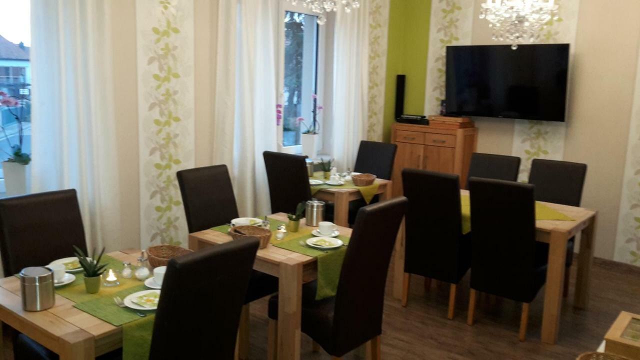 Gaestehaus Spatzennest ไมคัมเมอร์ ภายนอก รูปภาพ